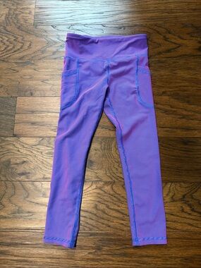 Old Navy Powersoft brand Purple & Blue Stripe Performance Leggings with Pockets